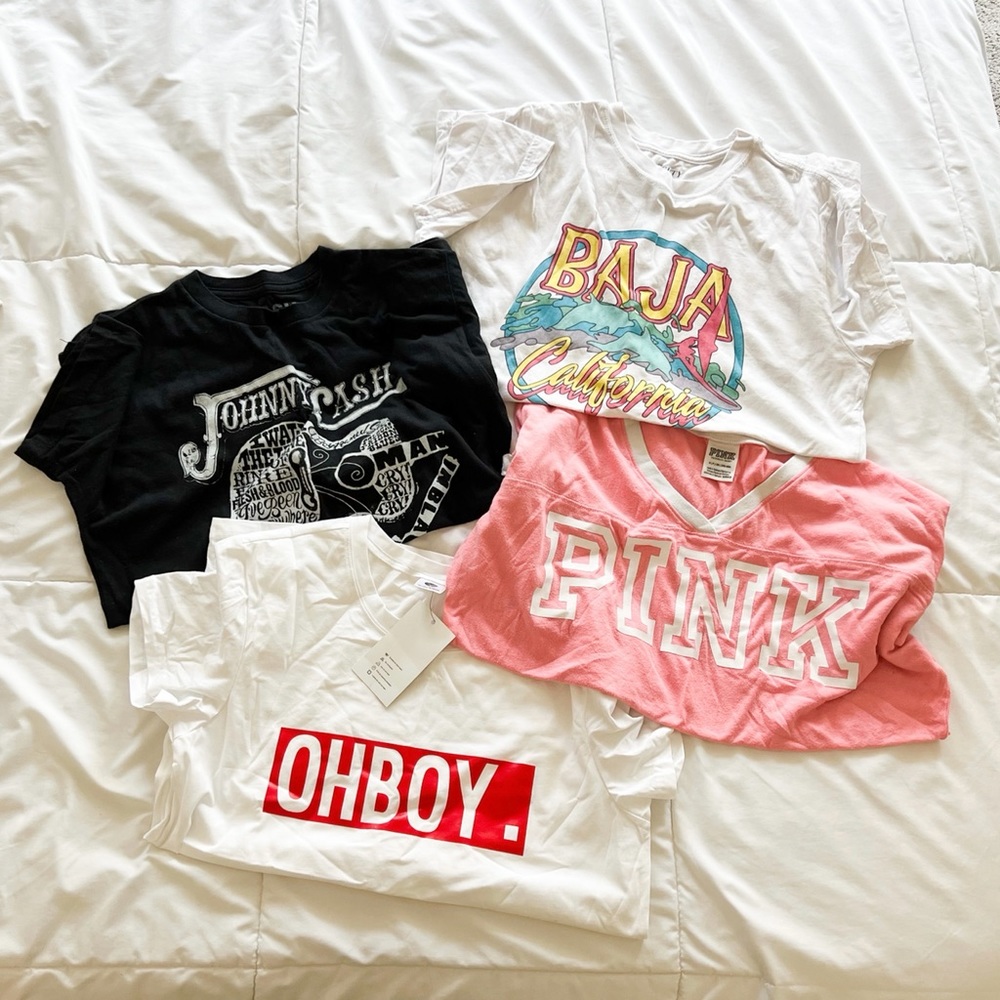 Womens Graphic Tees LOT